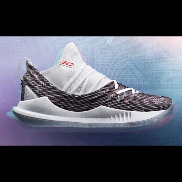 Curry 5 size 3 Clearance